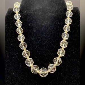 N204 Vintage Crystal Necklace